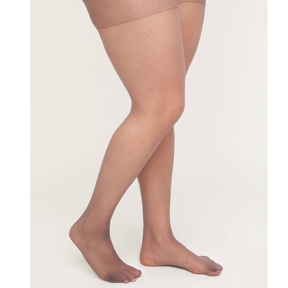 New Catherines Plus Size Daysheer Pantyhose Off Black - Picture 1 of 12